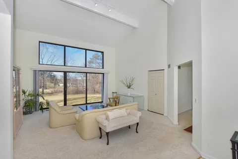 $695,000 | 23400 West Cattail Lane, Barrington, IL 60010