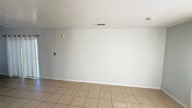 $2,295 | 22854 Eyota Road, Apple Valley, CA 92308