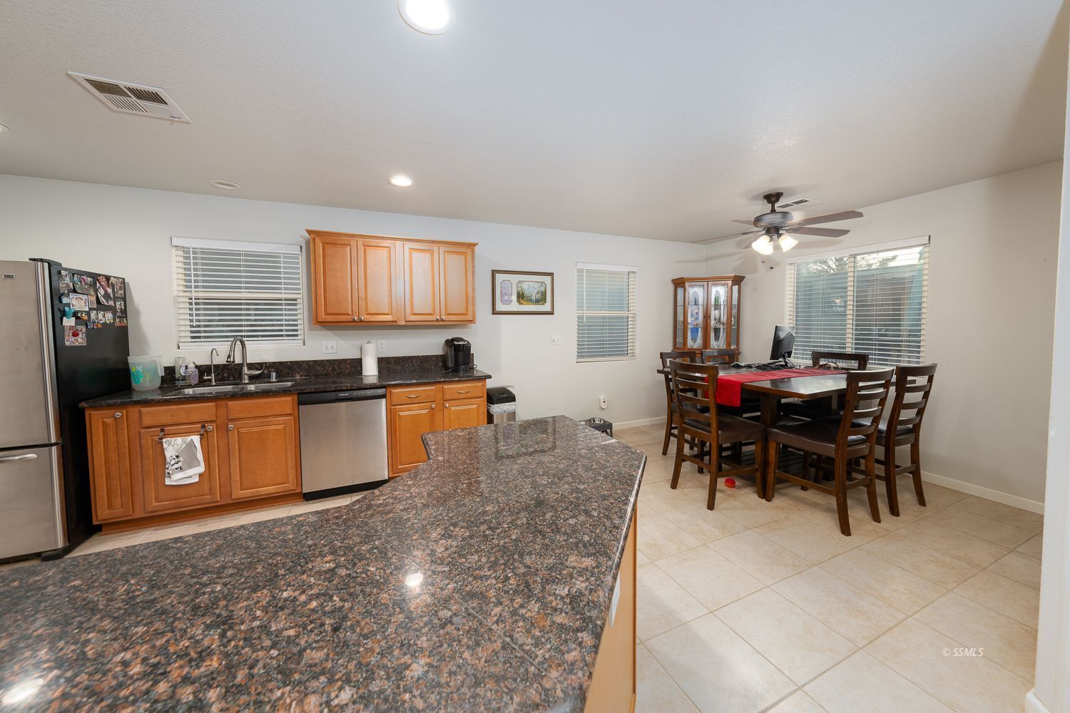 1013 South Yorktown Street Ridgecrest, CA 93555 - Photo 5 of 36 Gallery Image 5