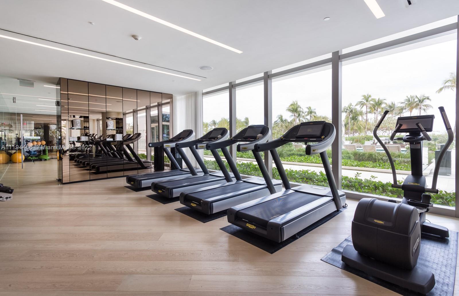 10201 Collins Avenue, Unit 1701 Bal Harbour, FL 33154 - Photo 33 of 44 Gallery Image 33