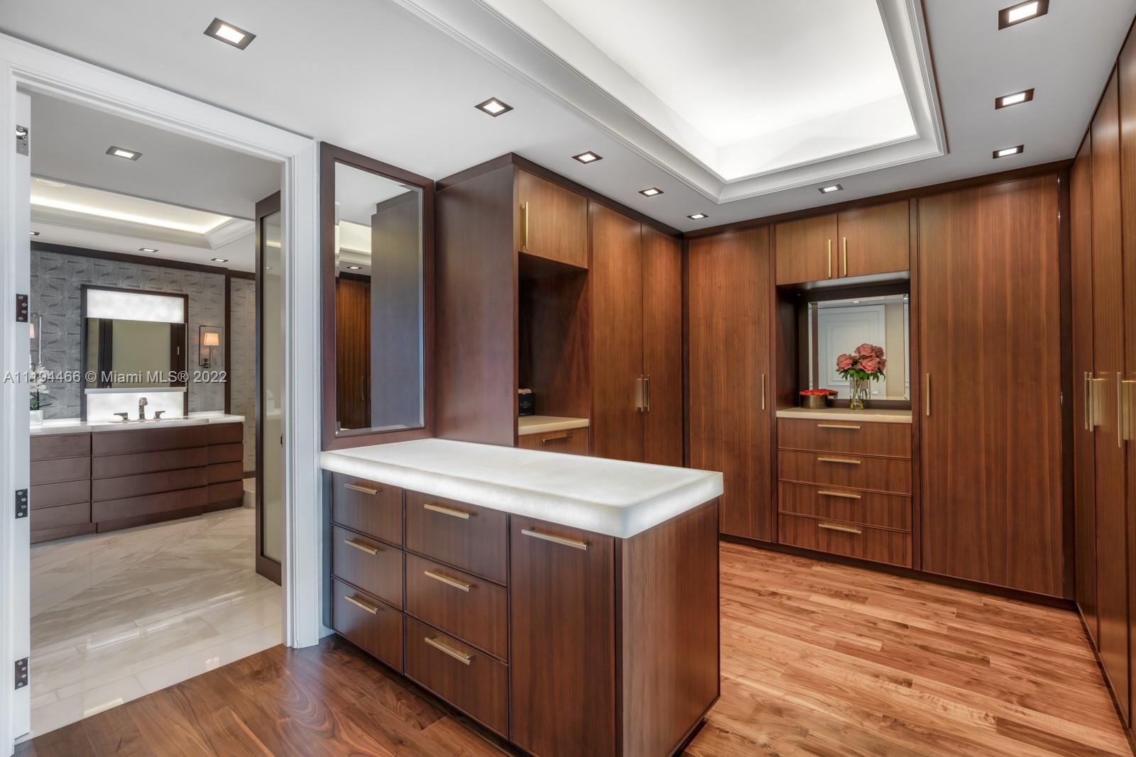 10201 Collins Avenue, Unit 1701 Bal Harbour, FL 33154 - Photo 8 of 44 Gallery Image 8