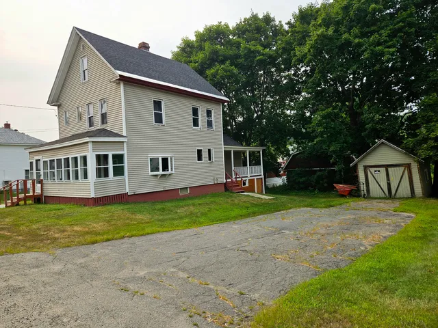 $135,000 | 9 Albert Street, Milo, ME 04463