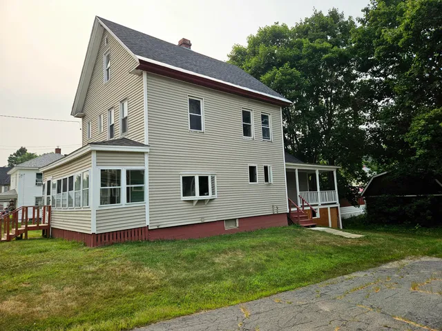 $135,000 | 9 Albert Street, Milo, ME 04463