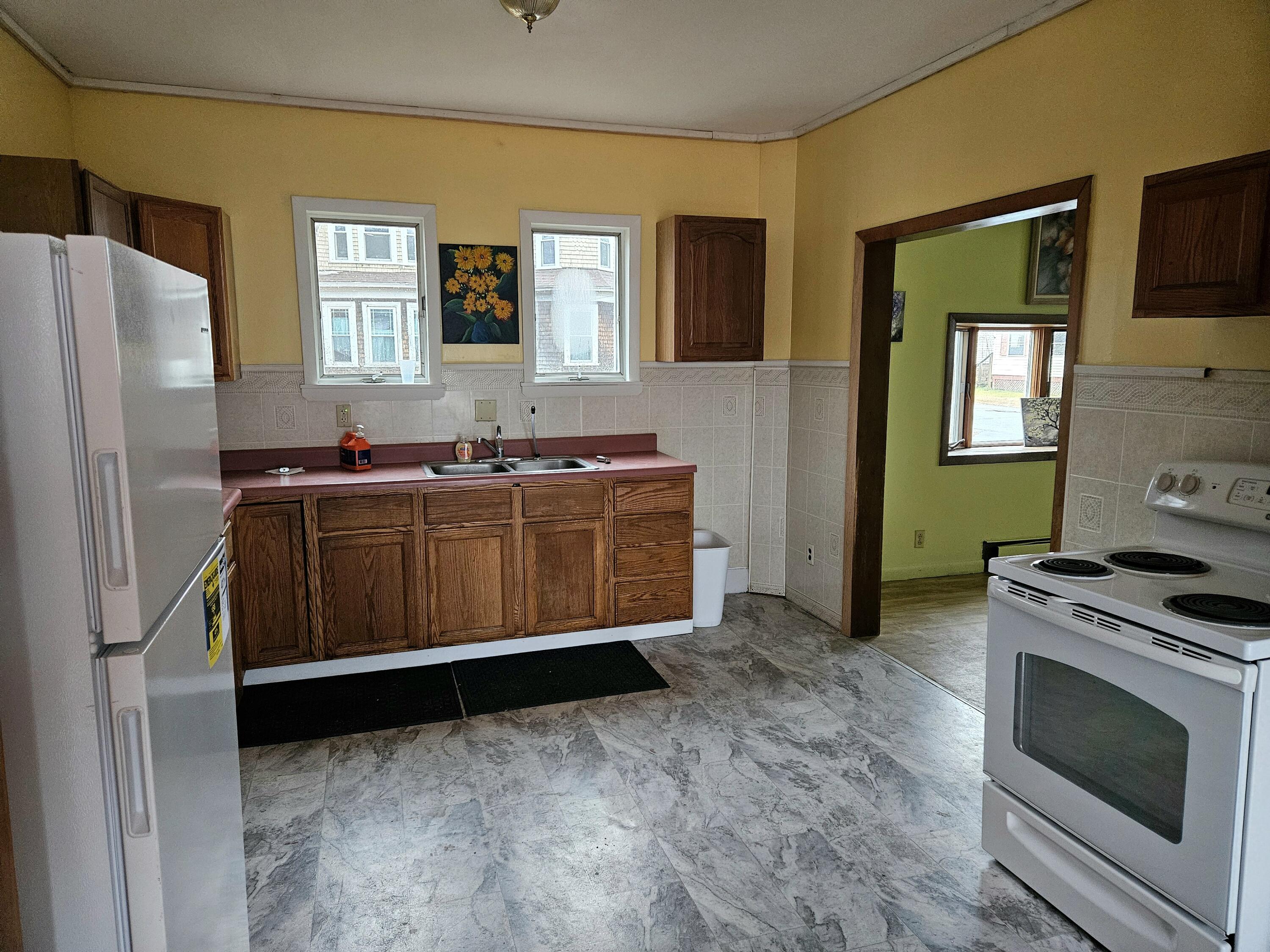 9 Albert Street Milo, ME 04463 - Photo 3 of 26 1000008256