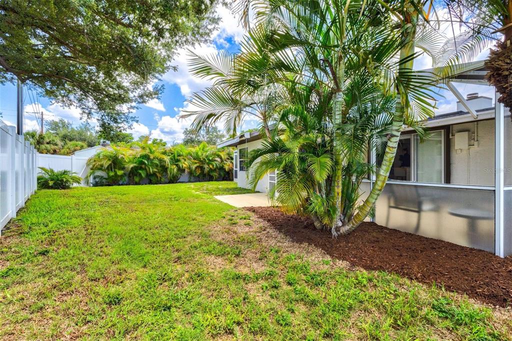 210 Wisteria Road Venice, FL 34293 - Photo 49 of 75 Gallery Image 49