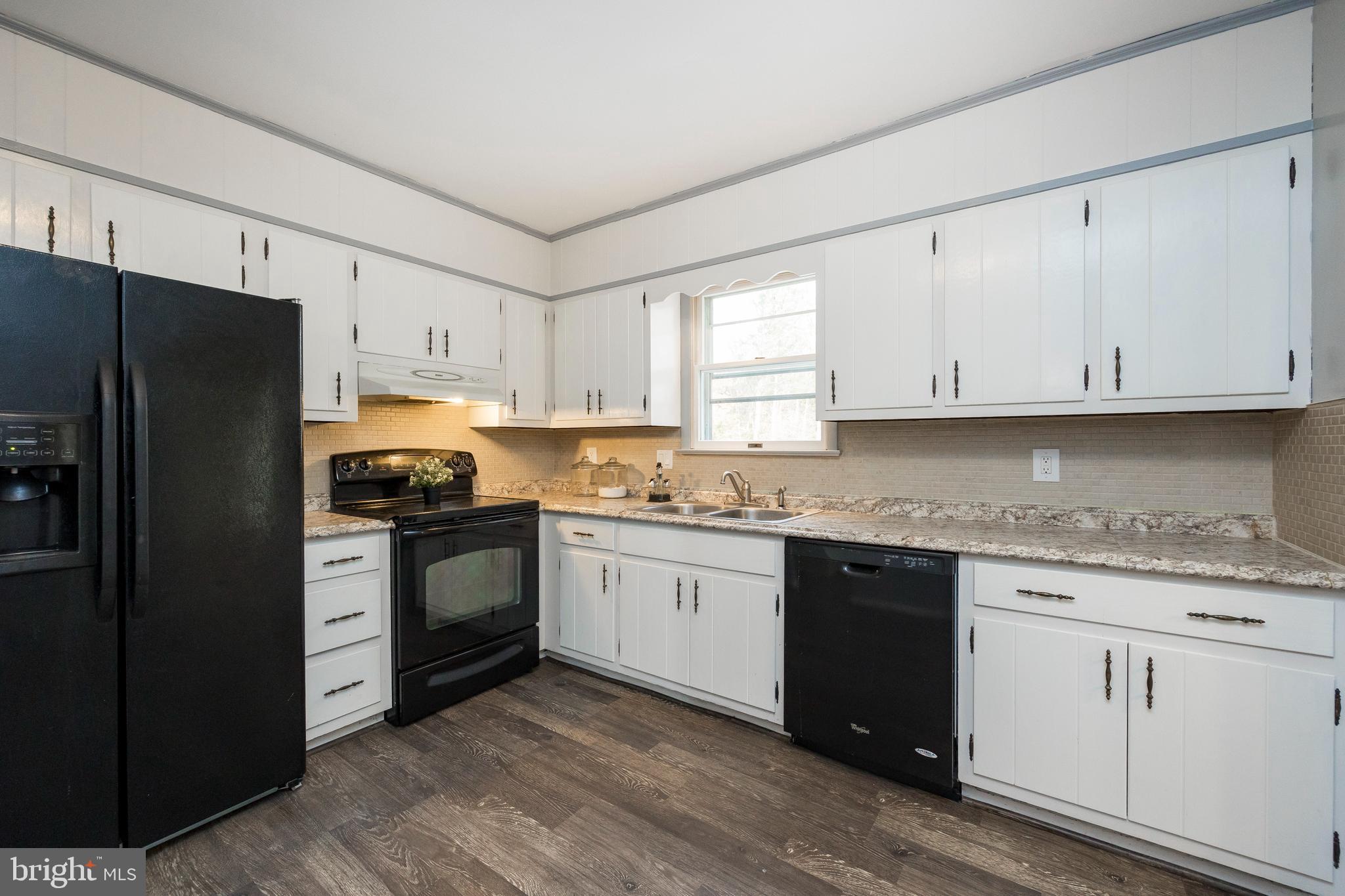 1207 Woodmere Road Pottstown, PA 19464 - Photo 15 of 48 Lower Level Kitchen