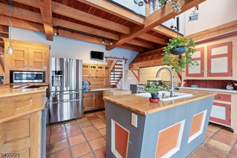 39 Dreahook Road Somerville, NJ 08876 - Photo 12 of 38