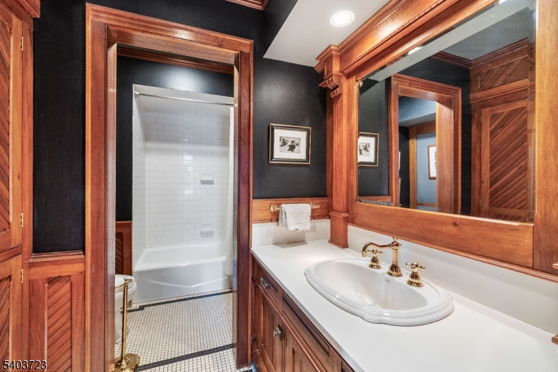 39 Dreahook Road Somerville, NJ 08876 - Photo 16 of 38