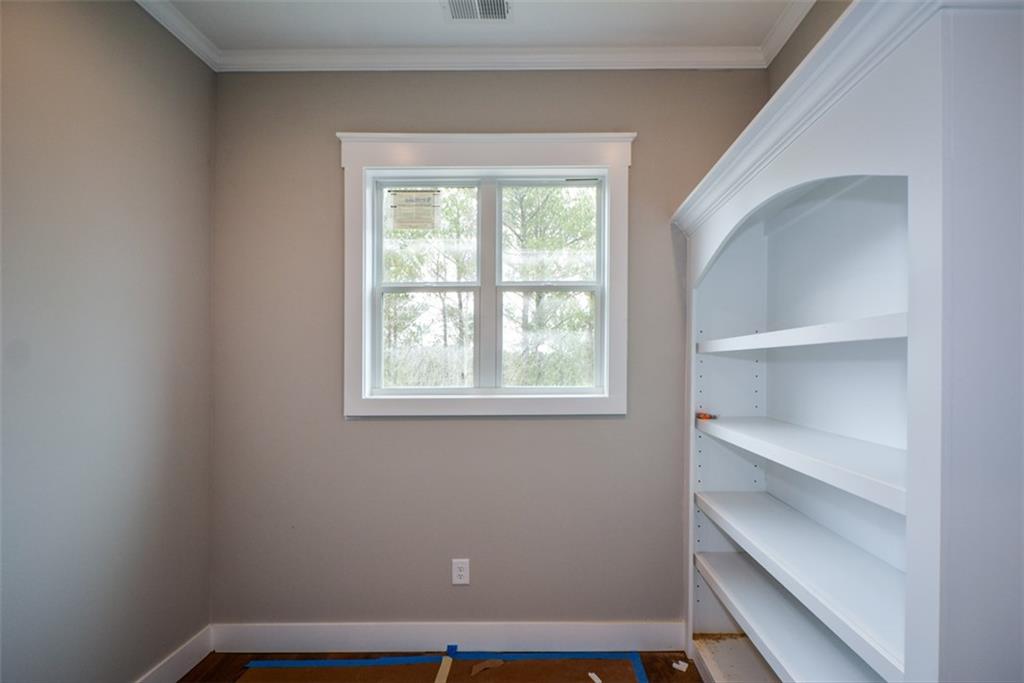 171 Field Stone Circle Jasper, GA 30143 - Photo 20 of 71 a view of room with window and closet