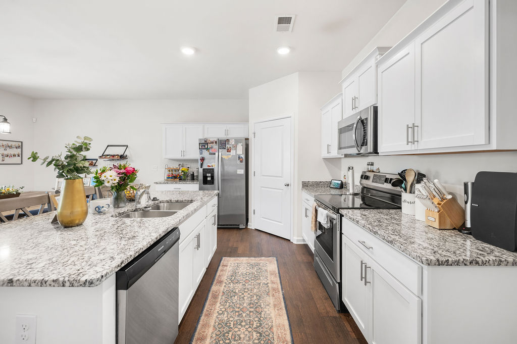 14 Karkinnen Court Pendleton, SC 29670 - Photo 7 of 36 Gallery Image 7