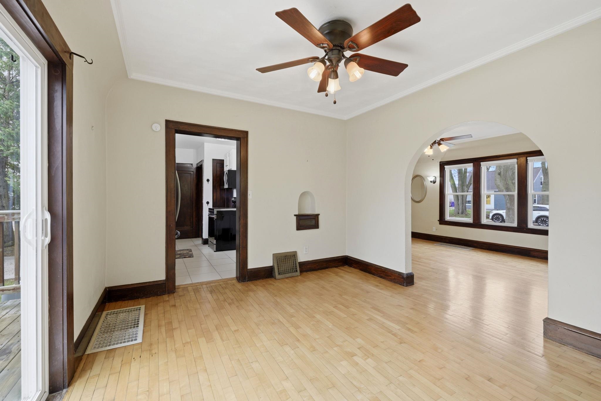 1904 North Alvin Street Appleton, WI 54911 - Photo 16 of 56