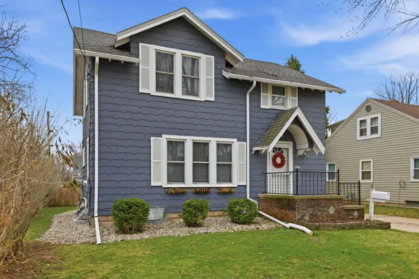 $280,000 | 1904 North Alvin Street, Appleton, WI 54911