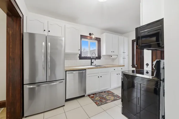 $280,000 | 1904 North Alvin Street, Appleton, WI 54911