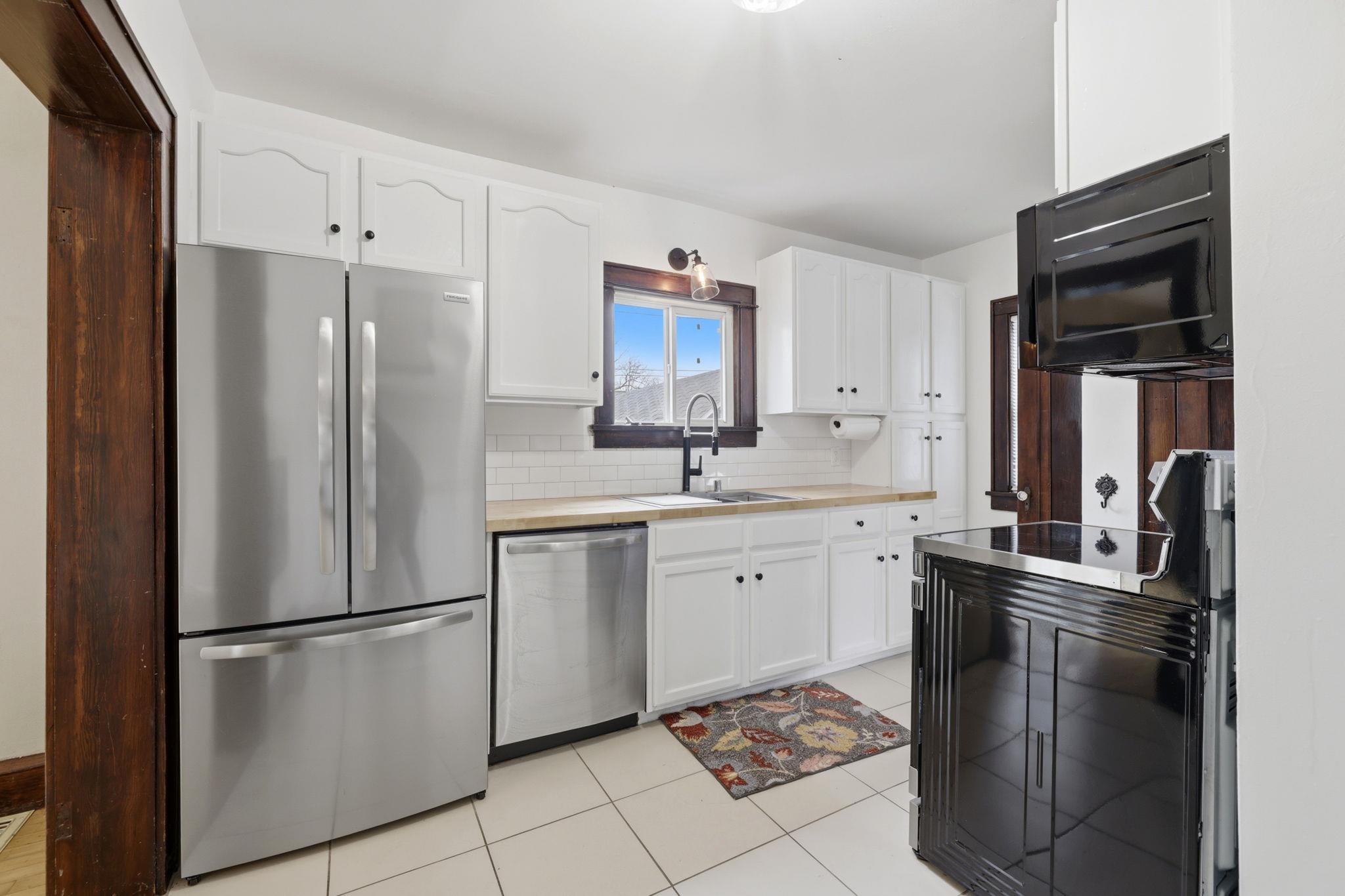 1904 North Alvin Street Appleton, WI 54911 - Photo 22 of 56