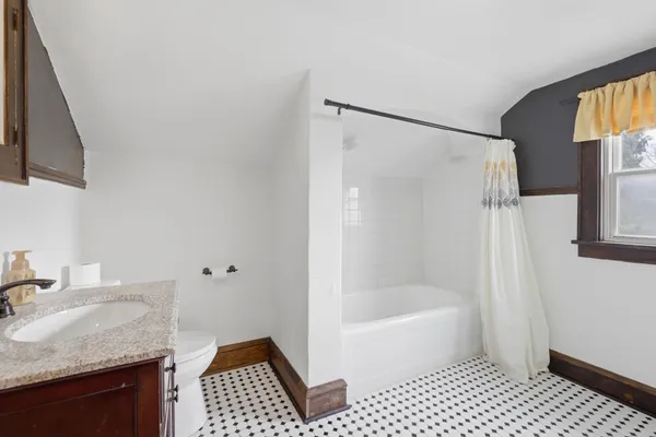 $280,000 | 1904 North Alvin Street, Appleton, WI 54911