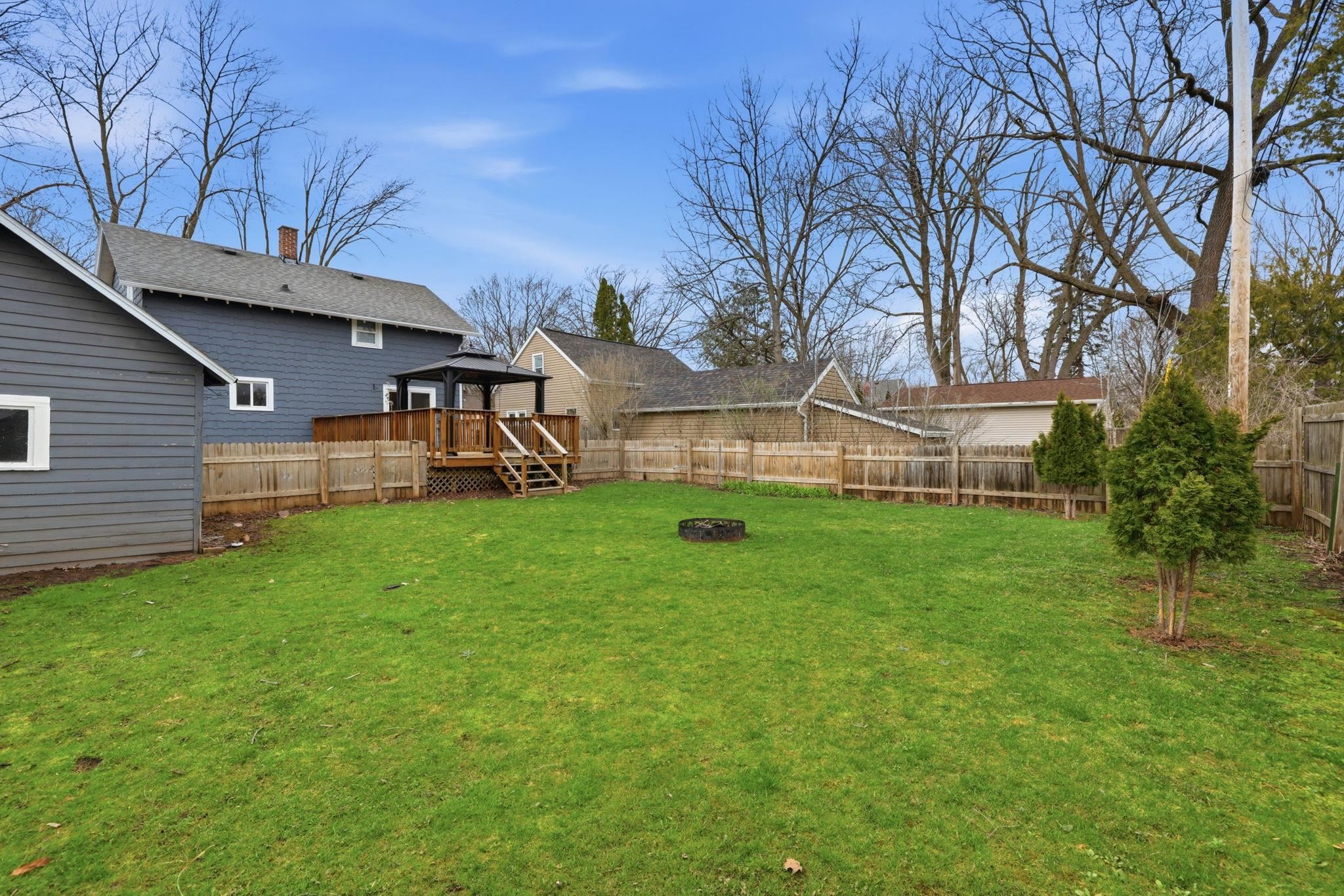 1904 North Alvin Street Appleton, WI 54911 - Photo 55 of 56