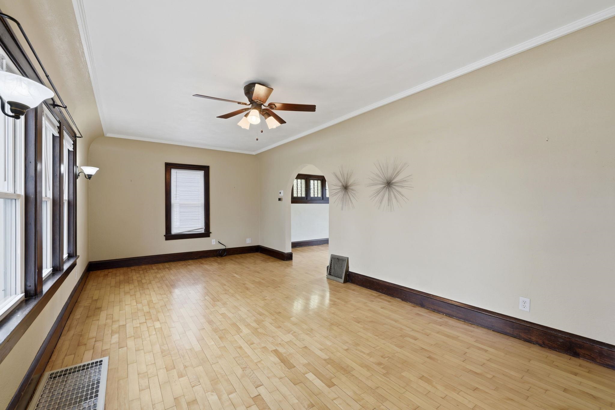 1904 North Alvin Street Appleton, WI 54911 - Photo 7 of 56