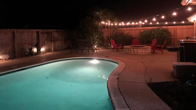 $329,900 | 37 North Erik Drive, Angleton, TX 77515