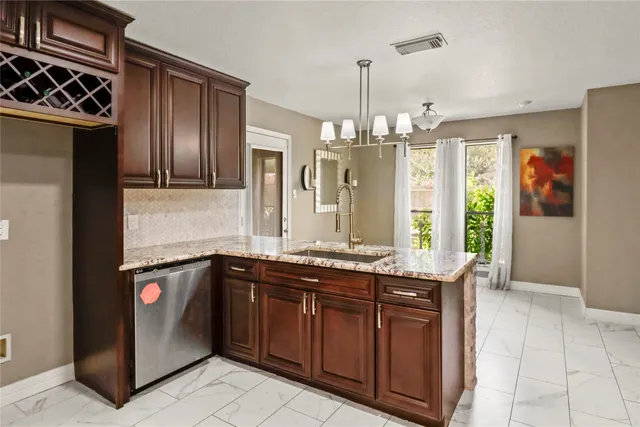 $329,900 | 37 North Erik Drive, Angleton, TX 77515