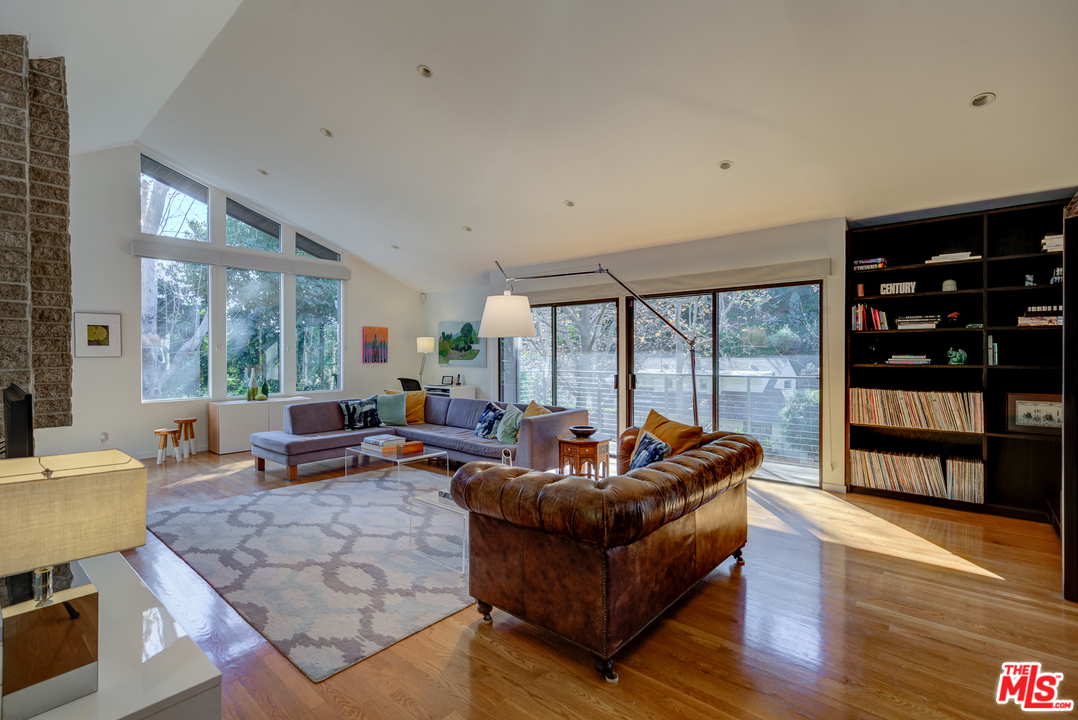 1000 Chantilly Road Los Angeles, CA 90077 - Photo 7 of 28