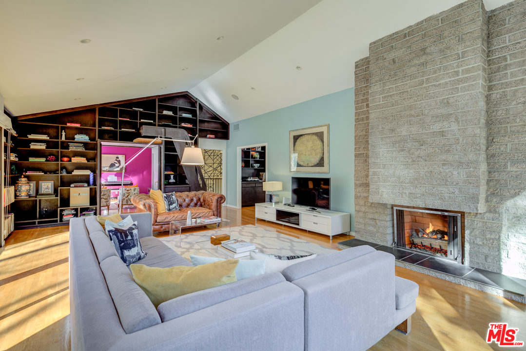 1000 Chantilly Road Los Angeles, CA 90077 - Photo 8 of 28