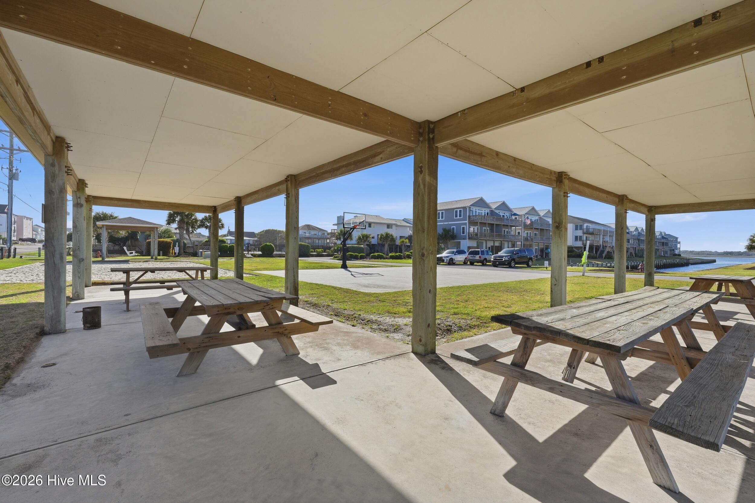 926 Observation Lane Topsail Beach, NC 28445 - Photo 58 of 75 86_picnic