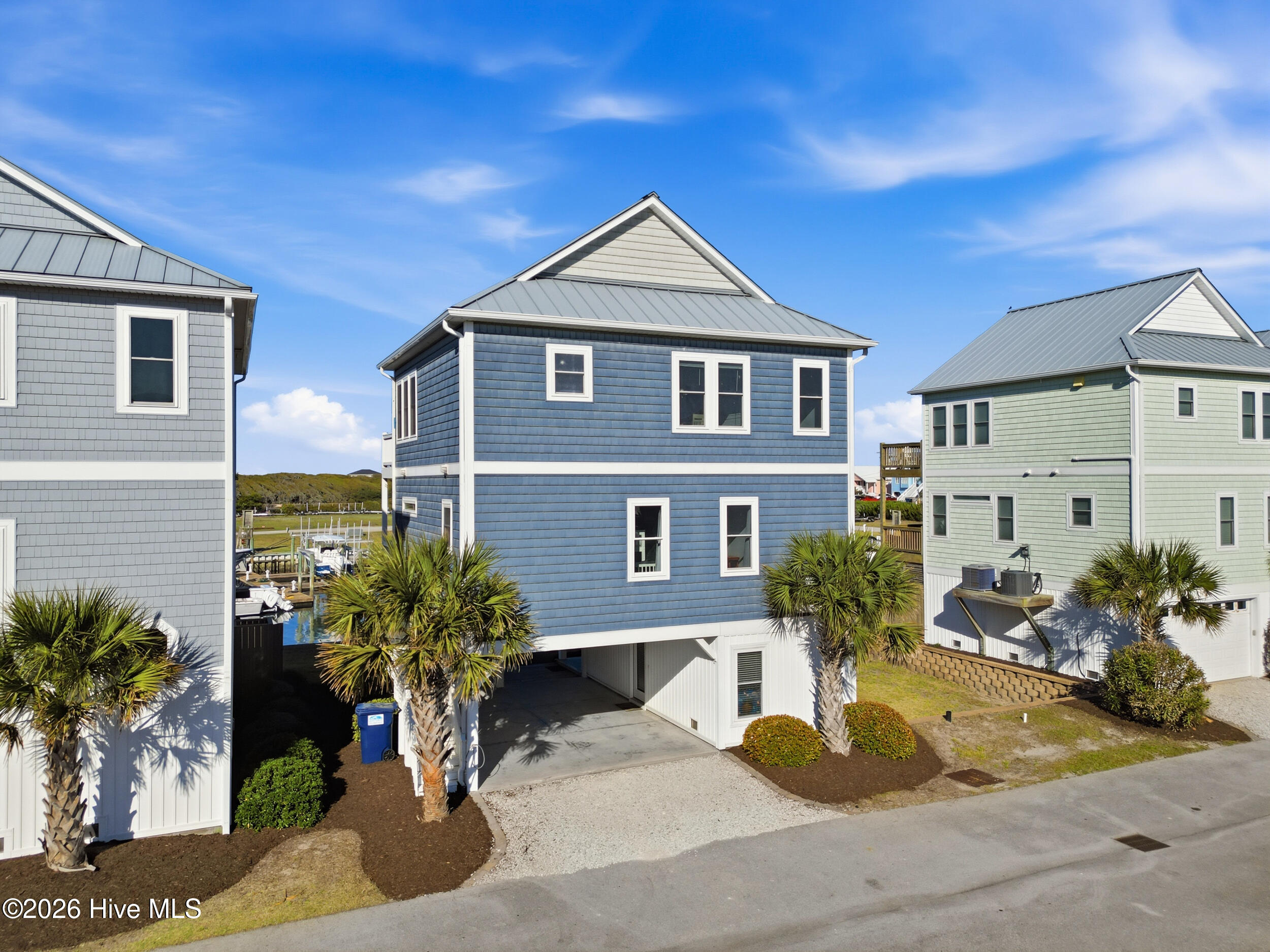 926 Observation Lane Topsail Beach, NC 28445 - Photo 4 of 75 9_front left