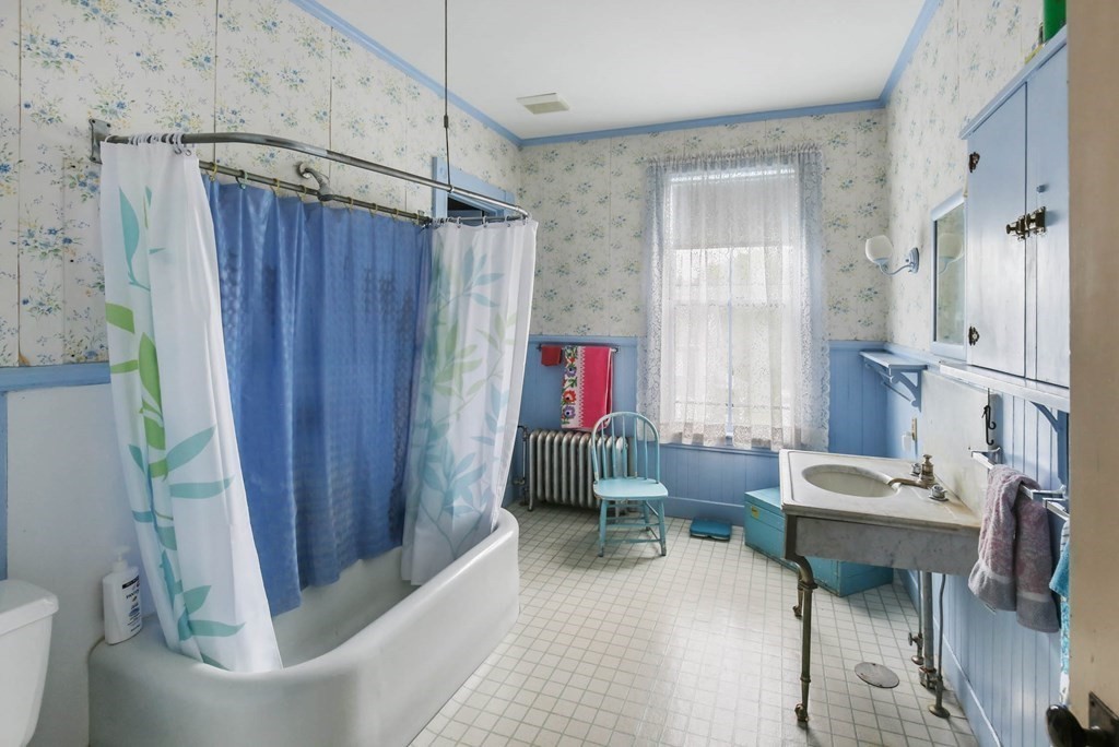 5 Fenimore Road Worcester, MA 01609 - Photo 22 of 34