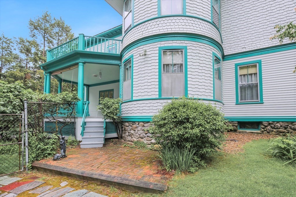 5 Fenimore Road Worcester, MA 01609 - Photo 26 of 34