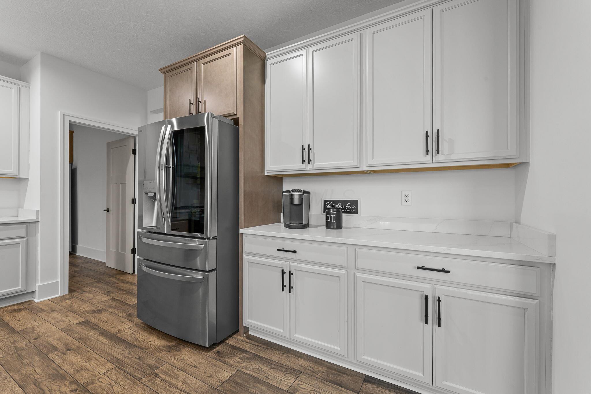 12173 Woodtown Road Galena, OH 43021 - Photo 10 of 53 Kitchen