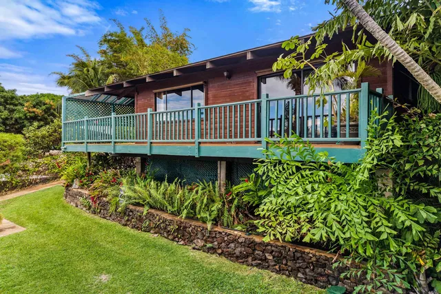 $1,495,000 | 500 A Mikioi Place, Kihei, HI 96753