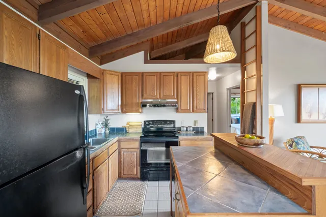 $1,495,000 | 500 A Mikioi Place, Kihei, HI 96753