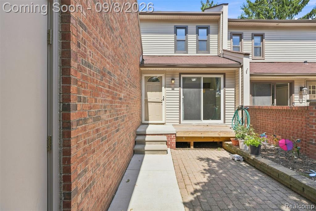 418 Willow Grove Lane Rochester Hills, MI 48307 - Photo 11 of 44 Gallery Image 11