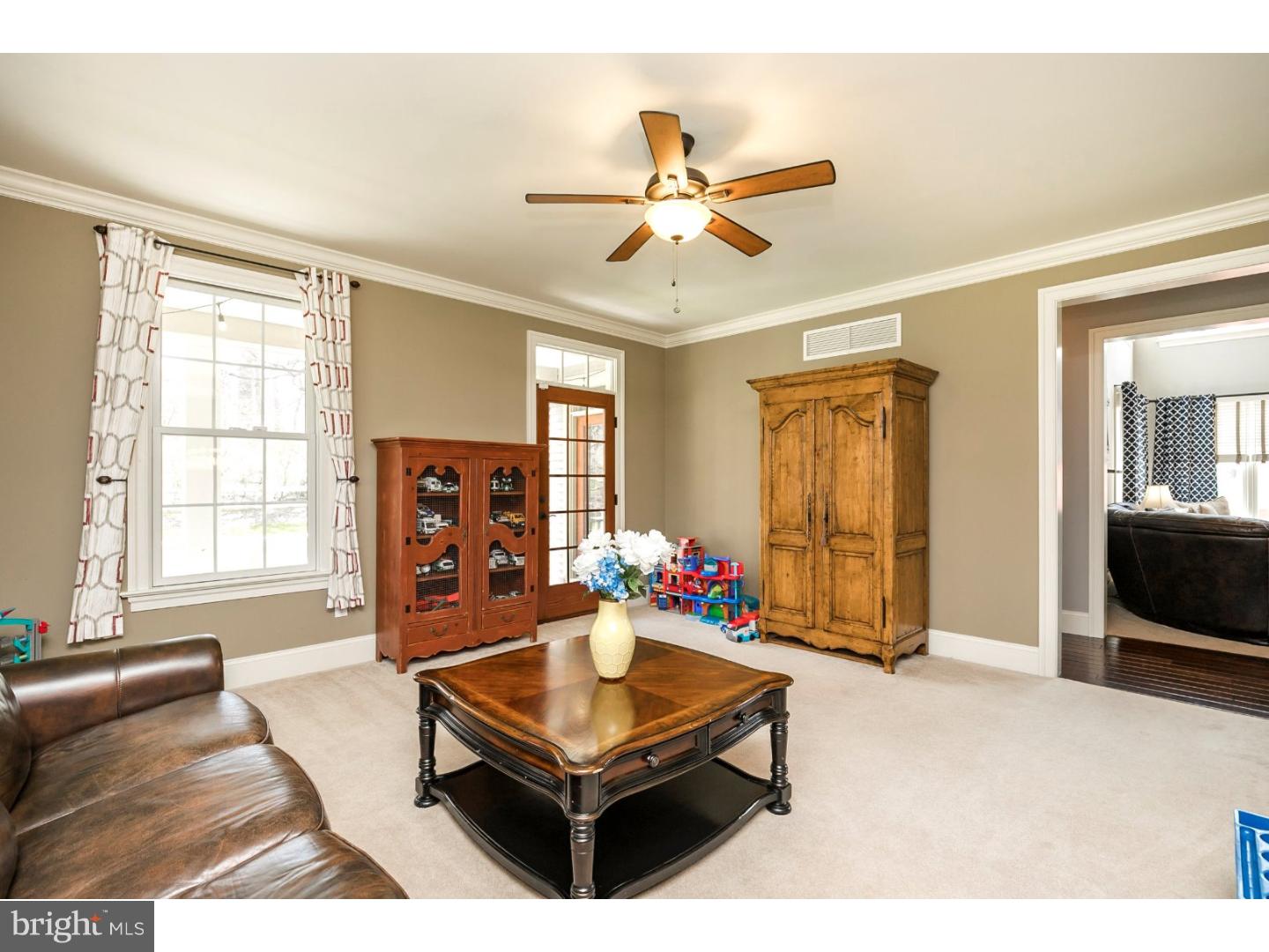 2151 Bodine Road Malvern, PA 19355 - Photo 10 of 24 Living Room