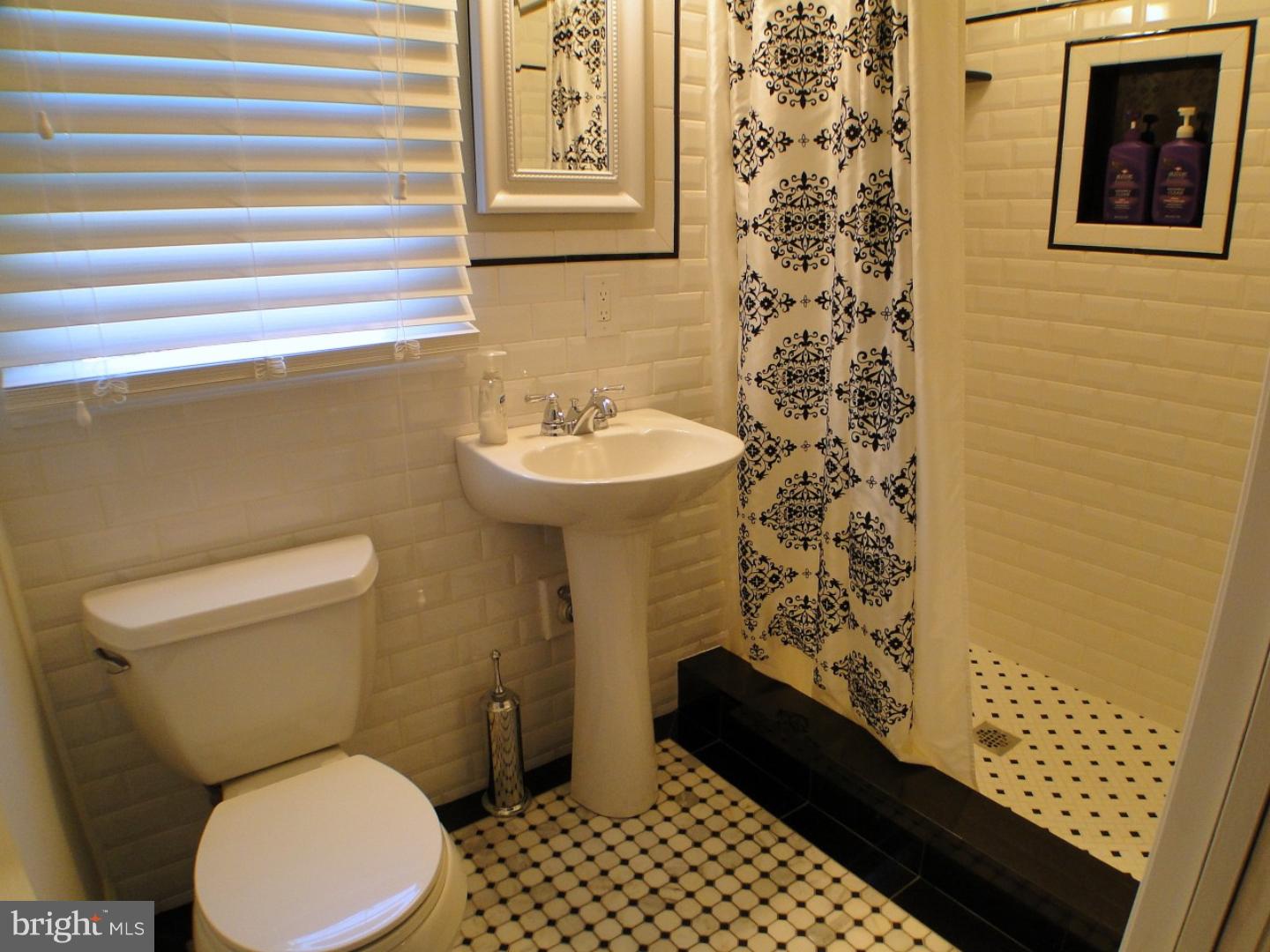 521 Byberry Road Philadelphia, PA 19116 - Photo 17 of 25 Gallery Image 17