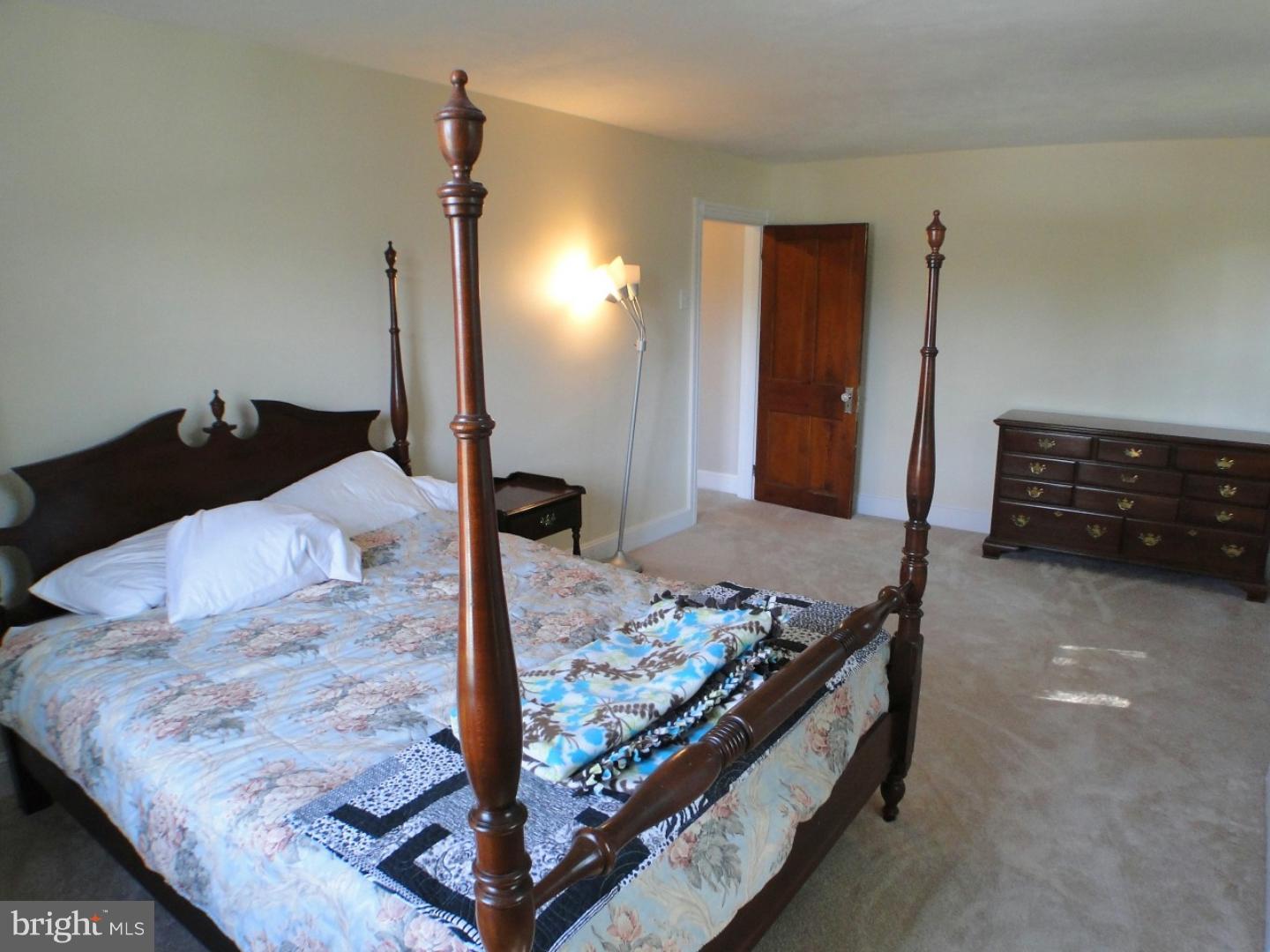 521 Byberry Road Philadelphia, PA 19116 - Photo 18 of 25 Gallery Image 18