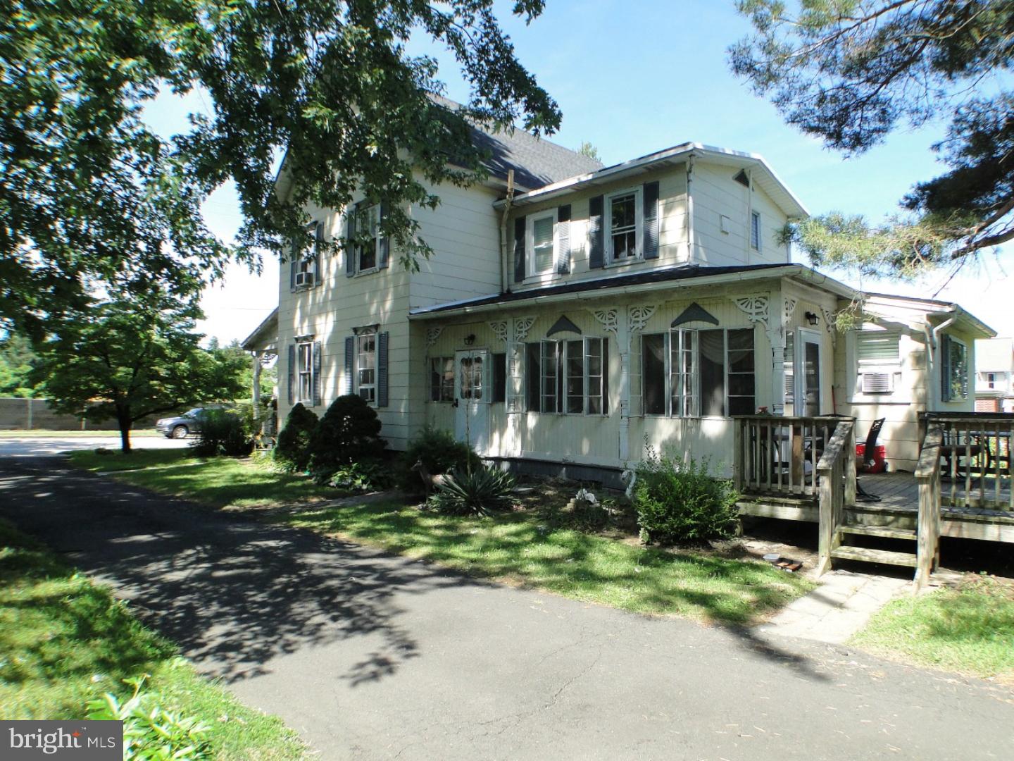 521 Byberry Road Philadelphia, PA 19116 - Photo 3 of 25 Gallery Image 3