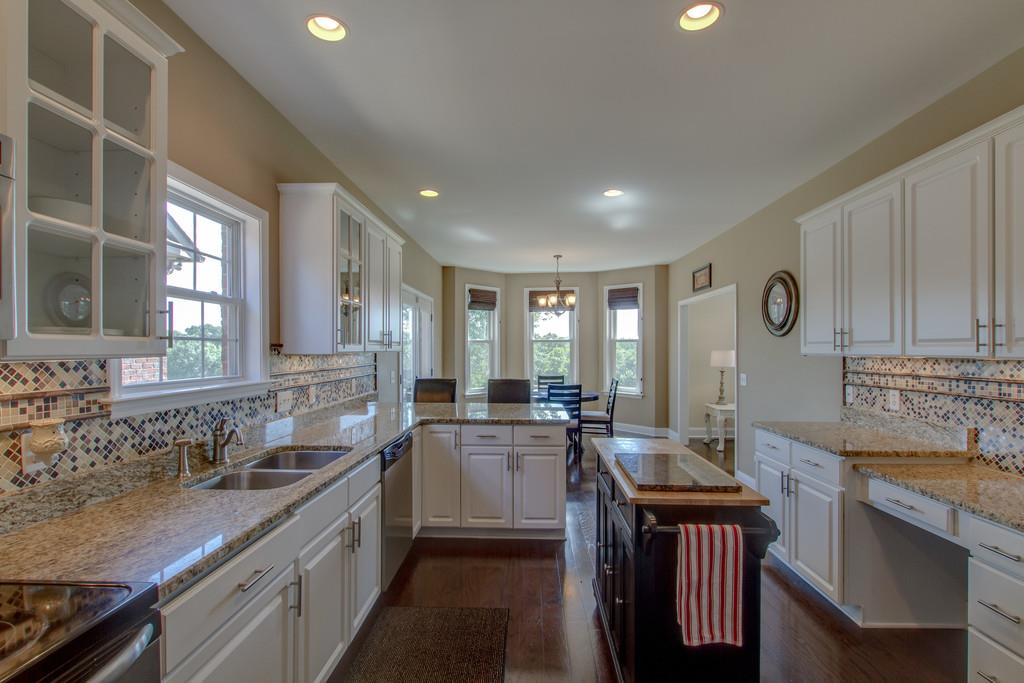 1409 Governors Ridge Franklin, TN 37064 - Photo 5 of 30 Gallery Image 5