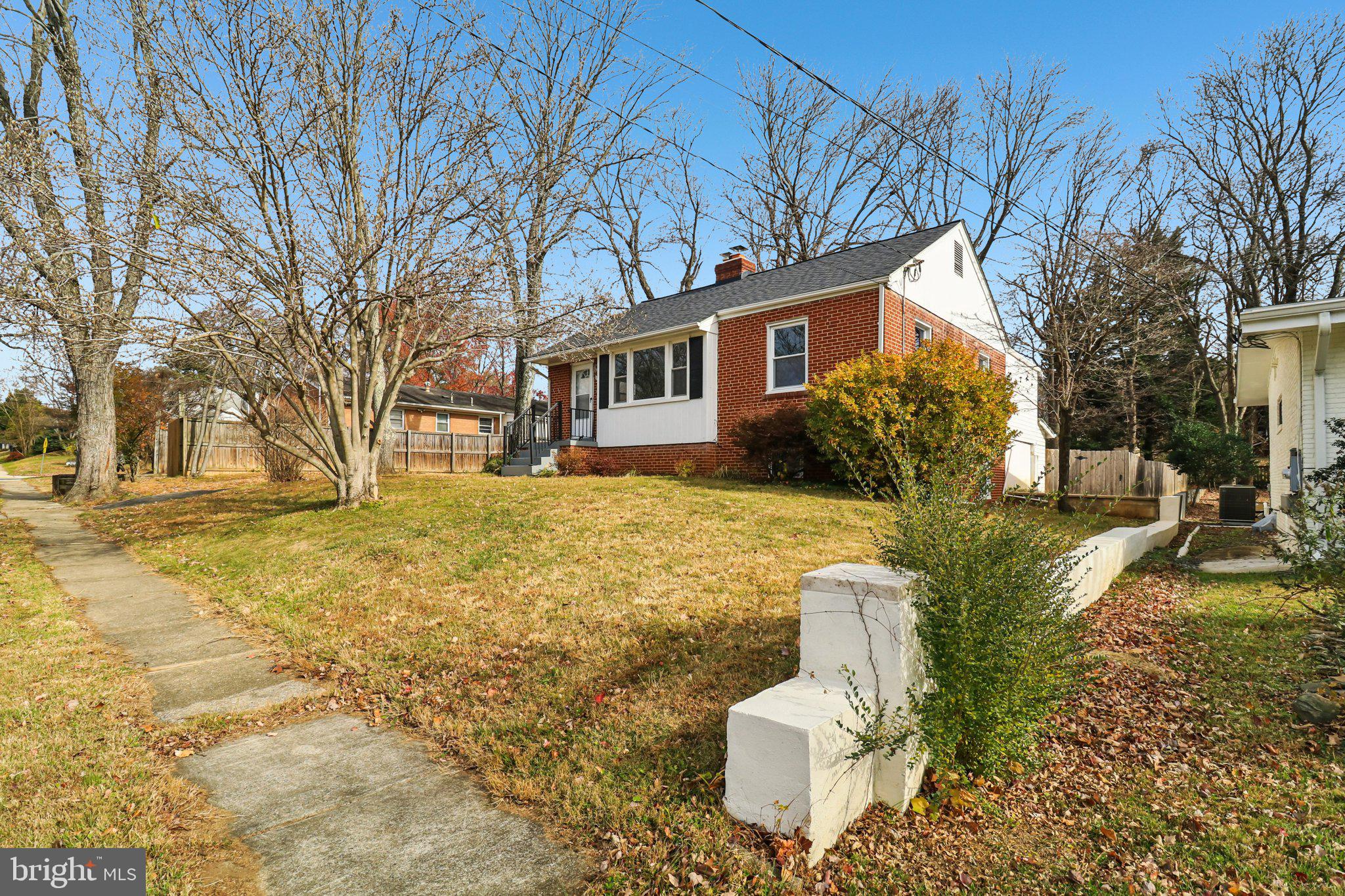 11515 Orebaugh Avenue Silver Spring, MD 20902 - Photo 4 of 69