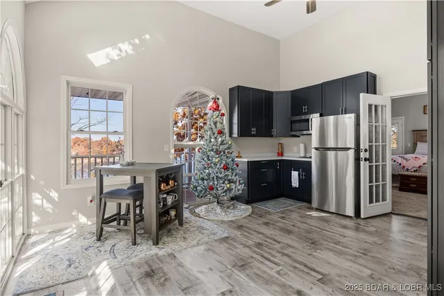 $649,900 | 21 Jonathan Ct Lake, Lake Ozark, MO 65049