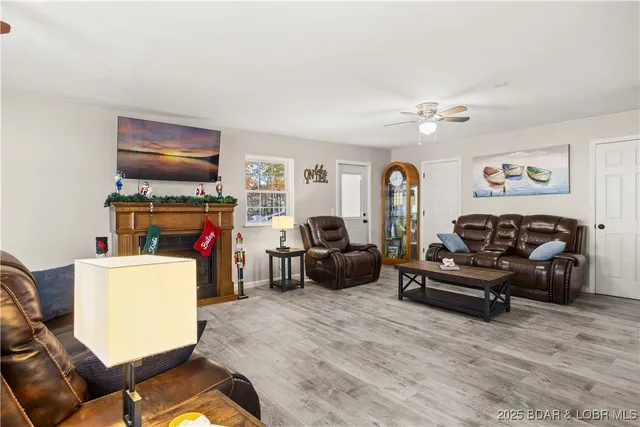 $649,900 | 21 Jonathan Ct Lake, Lake Ozark, MO 65049