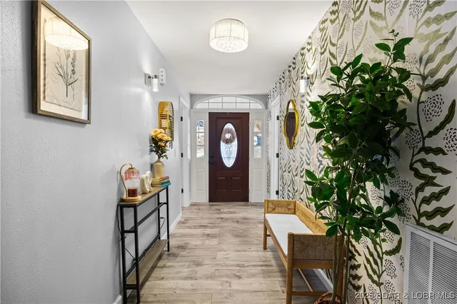 $649,900 | 21 Jonathan Ct Lake, Lake Ozark, MO 65049