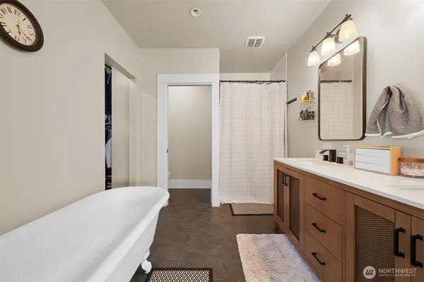 $850,000 | 2880 Creasey Road, Custer, WA 98240