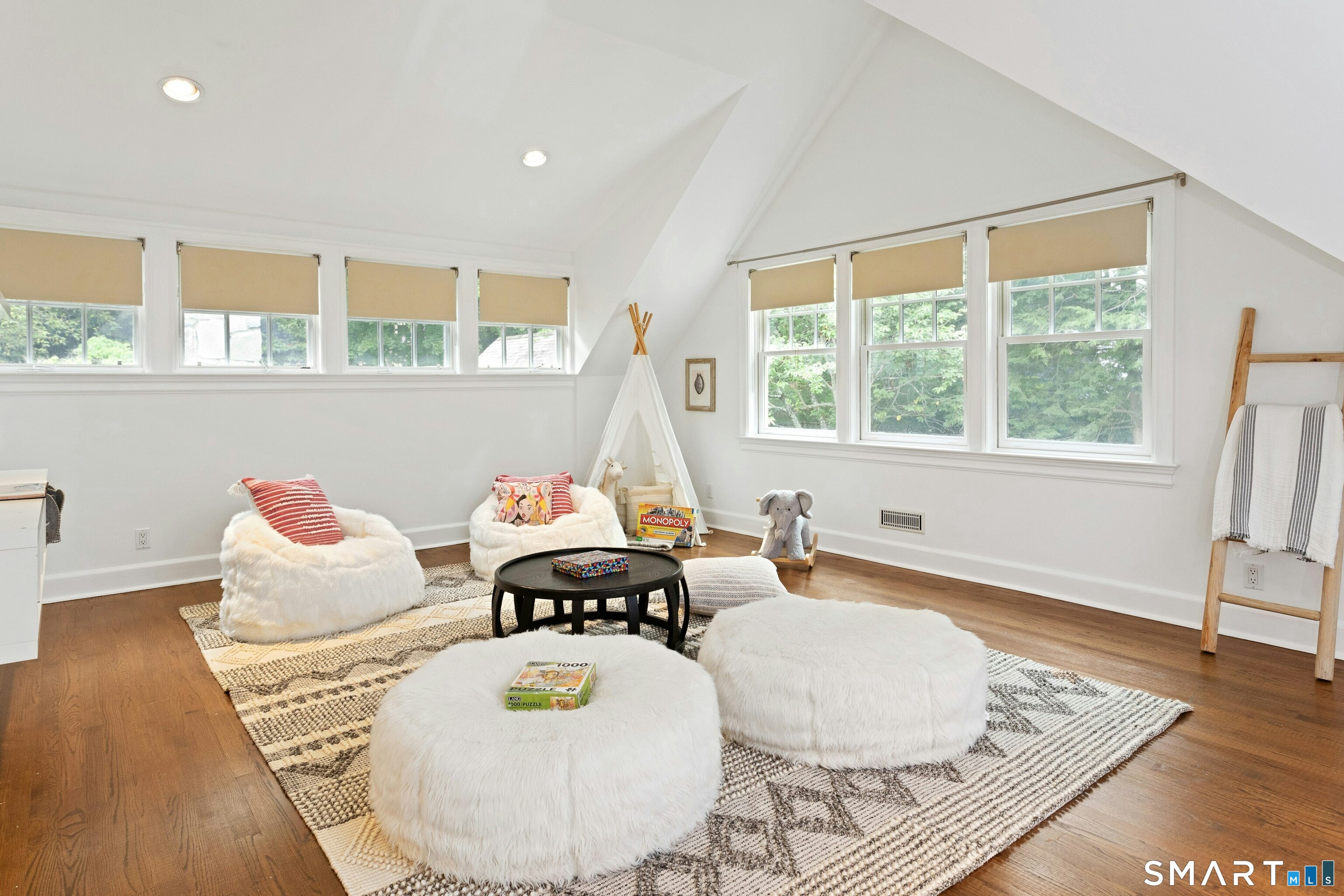 6 Searles Road Darien, CT 06820 - Photo 33 of 40 Gallery Image 33