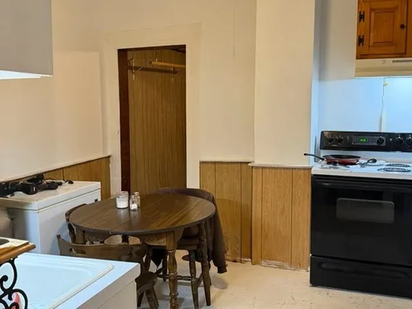 $110,900 | 761 Western Avenue, Berlin, NH 03570