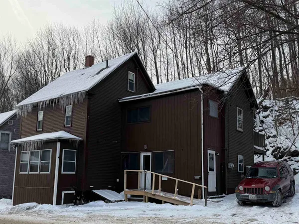 $110,900 | 761 Western Avenue, Berlin, NH 03570