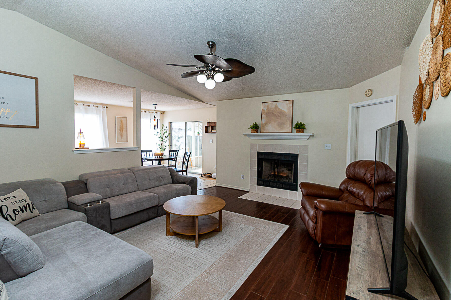 46 Stowe Road Mary Esther, FL 32569 - Photo 10 of 38 46 Stowe Rd Mary Esther FL - 010