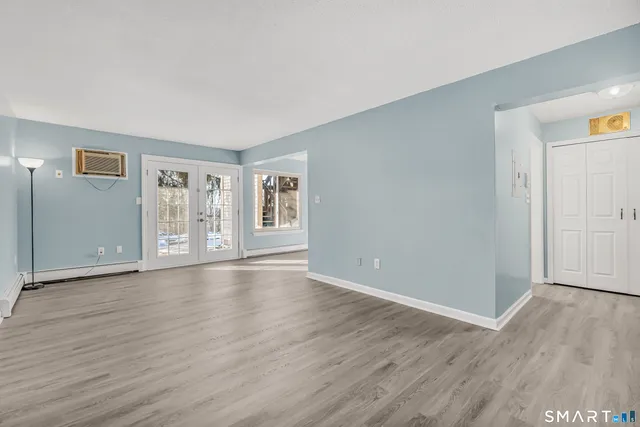 $169,900 | 131 Woodland Drive, Unit 131, Cromwell, CT 06416