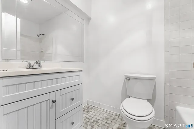 $169,900 | 131 Woodland Drive, Unit 131, Cromwell, CT 06416