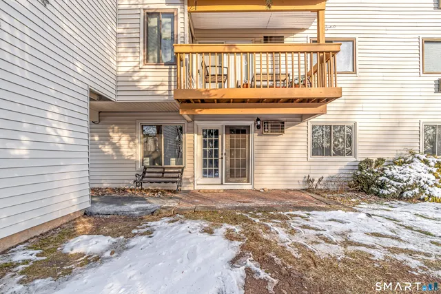 $169,900 | 131 Woodland Drive, Unit 131, Cromwell, CT 06416